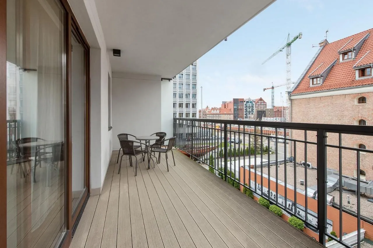 Grand Apartments - Davos Apartment Gdansk Szafarnia River View Poland